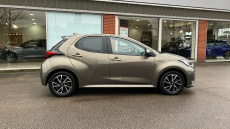 Toyota Yaris 1.5 Hybrid Design 5dr CVT Hybrid Hatchback